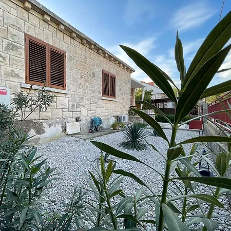Daire Seaside House